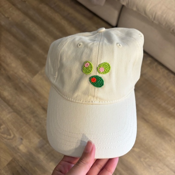 NEW frasier sterling beaded olives hat in cream - Picture 3 of 3